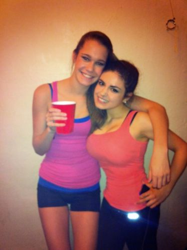 Carolyn S from Iowa, the girl on the right(according comments on anon-iB)