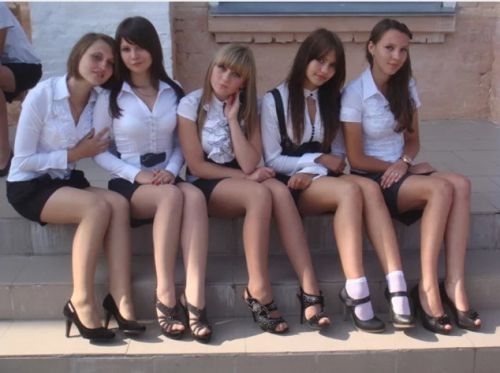 Just russian high school graduates

https://www.slavorum.org/last-bell-russian-high-school-graduates-in-2018-photos/