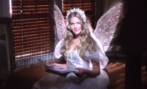 Esti Ginzburg http://www.imdb.com/name/nm3355987/ as Fairy in 