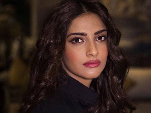 Sonam Kapoor ~ http://www.ghanagrio.com/sites/news/world/243849-faces-of-india-photographer-s-stunning-portraits-of-women-include-a-bollywood-star-a-pushkar-policewoman-and-a-teenager-from-the-world-s-largest-slum.html