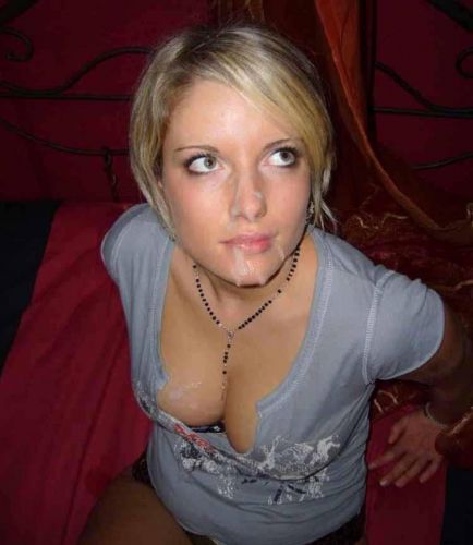 amateur - fake pic - https://ru.xhamster.com/photos/gallery/stolen-pics-blonde-with-big-knockers-1606086