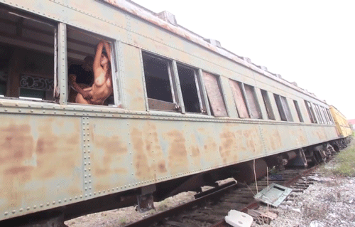 [UShistoryXXX.com / IndustryInvaders.com] Ryan Smiles - Buffalo Booty - http://bootyoftheday.co/2014/03/27/ryan-smiles-bang-abandoned-train/