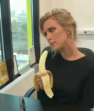 What's the name of this pornstar?