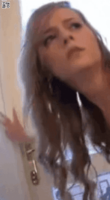 What's the name of this pornstar?