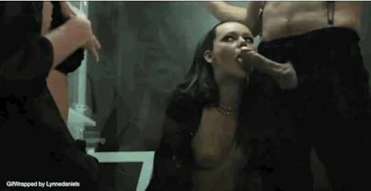 What's the name of this pornstar?