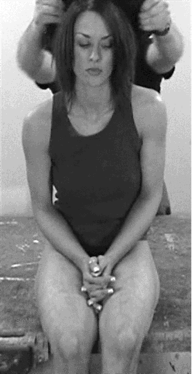 Daniella (http://xxxbunker.com/daniella_voor_de_eerste_keer_gedomineerd)