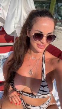 What's the name of this pornstar?