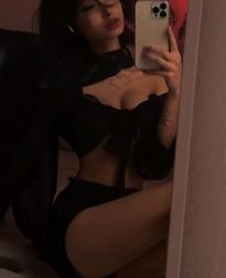 Whats this girls name? Source? Full photoshoot?