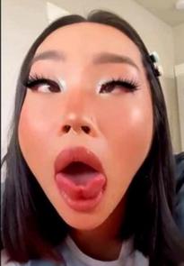 What's the name of this pornstar?