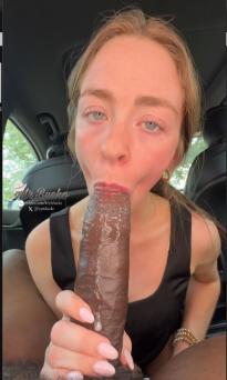 What's the name of this pornstar?