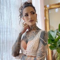 What's the name of this pornstar?
