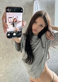 What's the name of this pornstar?