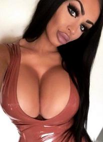 What's the name of this pornstar?
