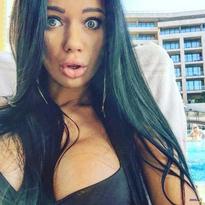 What's the name of this pornstar?