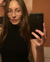 What's the name of this pornstar?