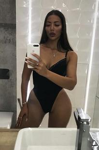 What's the name of this pornstar?