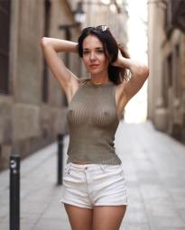 What's the name of this pornstar?