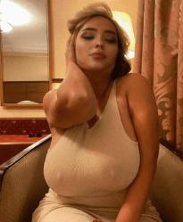 What's the name of this pornstar?
