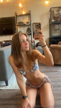 What's the name of this pornstar?