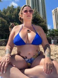 What's the name of this pornstar?
