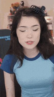 Whats this girl name? Source? Video link?