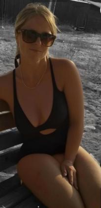 What's the name of this pornstar?