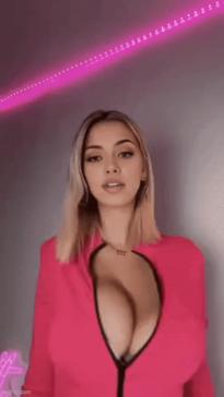 What's the name of this pornstar?