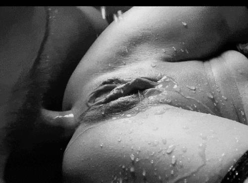 What's the name of this pornstar?