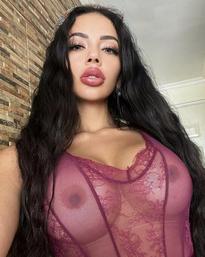 What's the name of this pornstar?