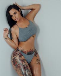 Kandi Kellz ----------- https://dynastyseries.com/kandi-kellz-kandi_kellz_xo-introducing-gmodelentmgmt/ ---------- https://www.facebook.com/watch/?v=1270038209705188  -------- https://mybiohub.com/2017/12/kandi-kellz-biography-real-name.html/