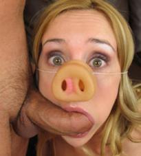 Kelly Wells from Cumhogs