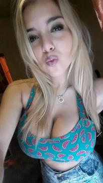 What's the name of this pornstar?