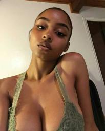 What's the name of this pornstar?