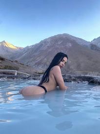 What's the name of this pornstar?