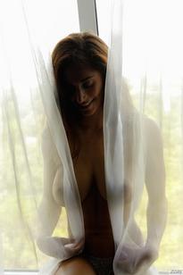 What's the name of this pornstar?