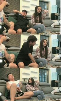 What's the name of this pornstar?