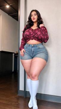 What's the name of this pornstar?