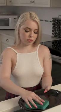 What's the name of this pornstar?
