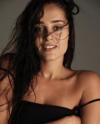 What's the name of this pornstar?