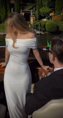 Whats this girl name? Source? Full photoshoot?