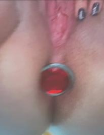 What's the name of this pornstar?