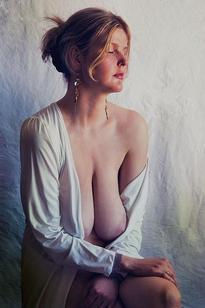 What's the name of this pornstar?