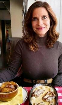 What's the name of this pornstar?