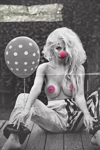 Samantha Allyson for the Dirty Clown series by Robert Prosser
https://robertprosserphoto.com/photo-series-1