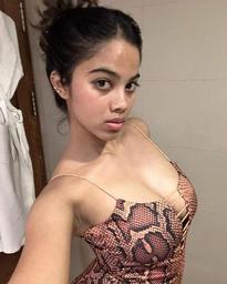 Shreya / sxhreyq