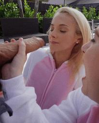What's the name of this pornstar?