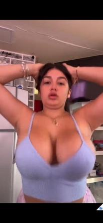 What's the name of this pornstar?