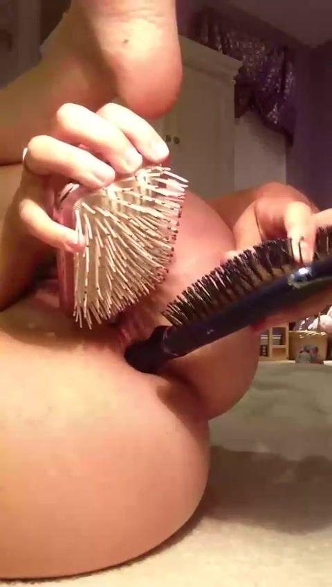 What's the name of this pornstar?