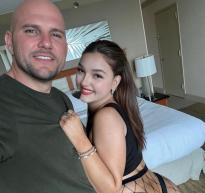 What's the name of this pornstar?