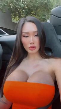 What's the name of this pornstar?